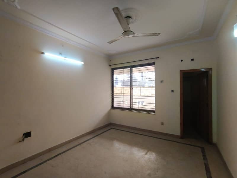 I-8 Marble Flooring Upper Portion With Servant Quarter Available For Rent 14
