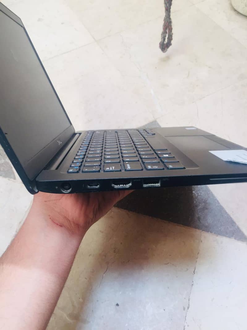 dell latitude 7390( i7 8th gen laptop) exchange also possible 3