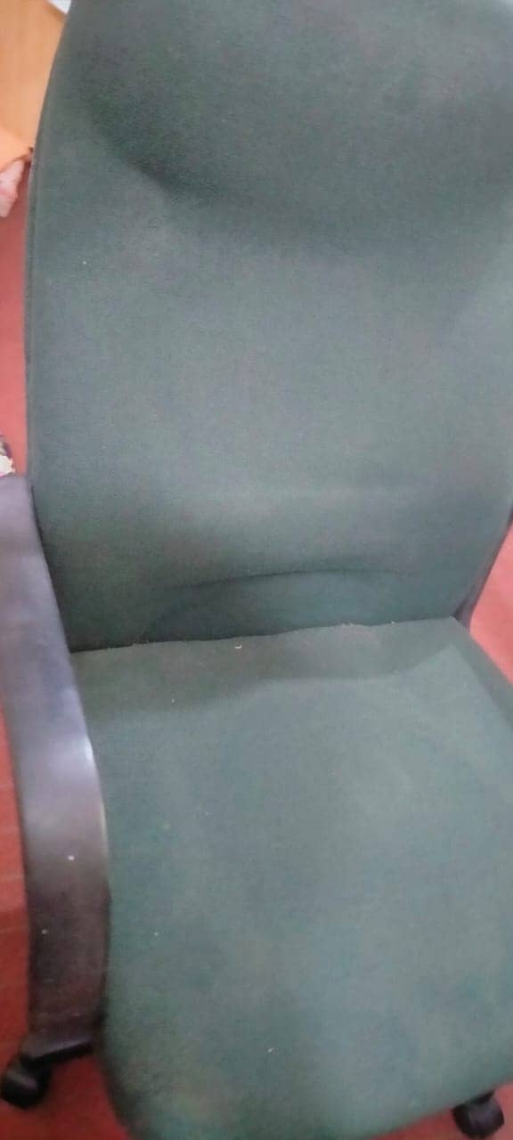 computer chair | office Chair for Sale all Plastic Frame and wheels 1