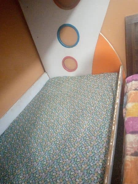 kids bunker bed . . urgent sell. . . . with matteresss 5