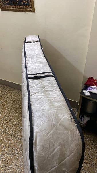 I am selling Master Spring Mattress in best condition with size 74×48. 2