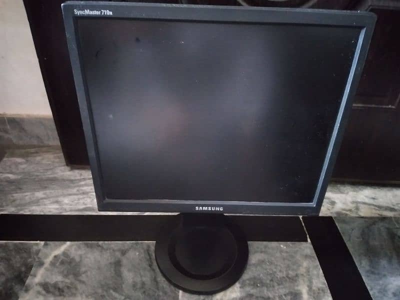 !!!samsung monitor syncmaster 710n computer lcd moniteor for sale!!! 2