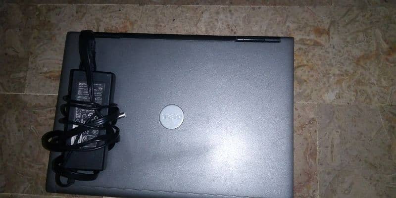 Dell laptop good condition 8
