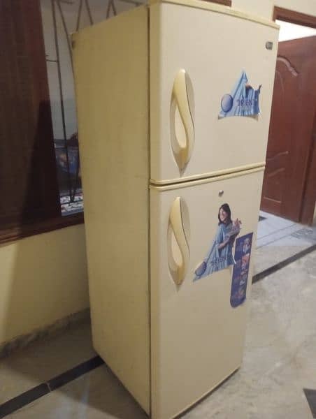 LG Refrigerator. A one Condition 1