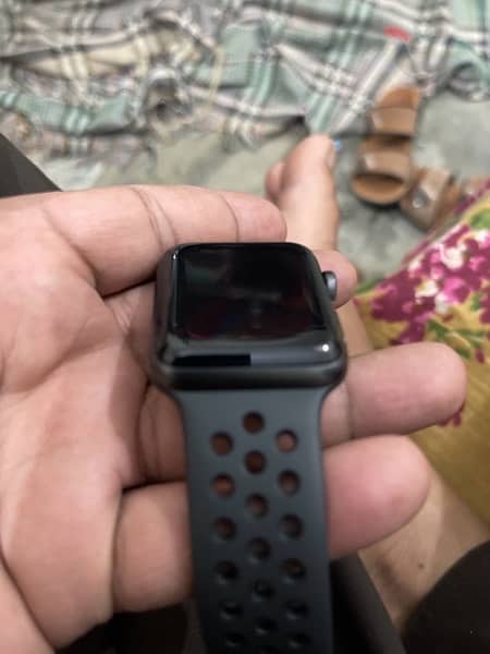 Apple Watch Series 3 42mm 4