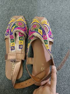 women peshawari sandal