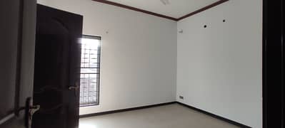 6 Marla Upper Portion Available For Rent