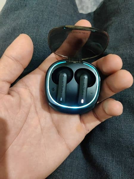 Earbuds Ronin & Audionic 3