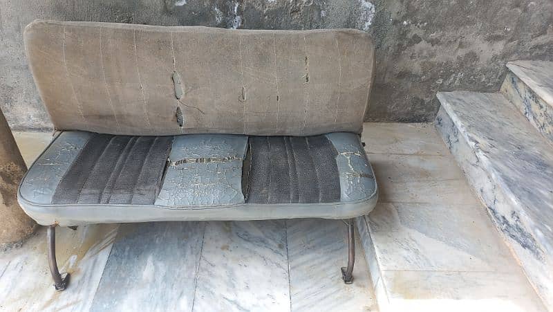 carry deba model 82,s genuine seat 0