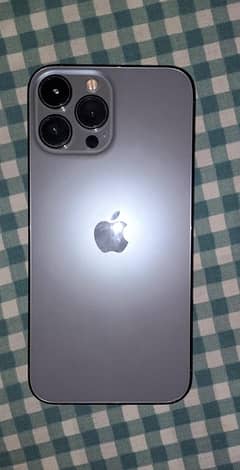 am selling iphone 13 pro max