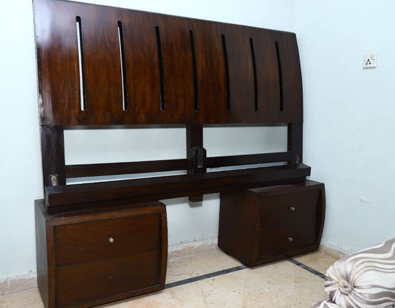bed set / wooden bed with side draws 0