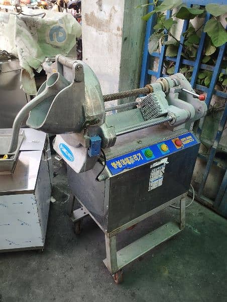 Automatic vegetable and cheese cutter machine 220 voltage 2