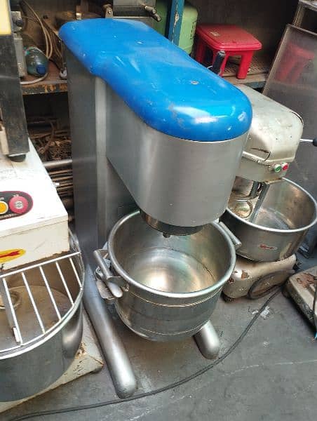 Automatic vegetable and cheese cutter machine 220 voltage 11