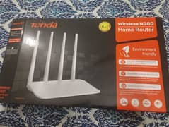 TENDA F6 Wireless N300 Easy Setup Router Almost Brand New 0