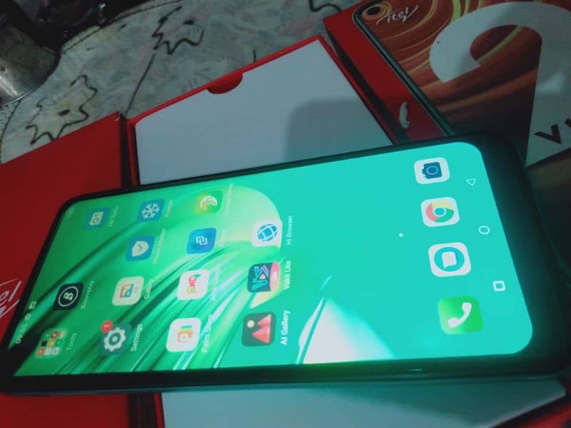 itel vision 2 with box  03130599008 3