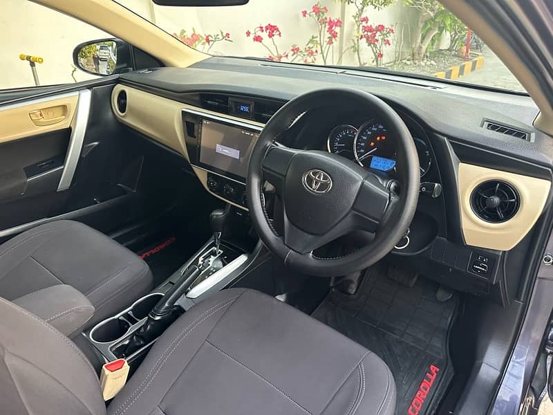 Toyota Corolla 2018 1.3 Gli Automatic First Hand 40000km Neat & Clean 13