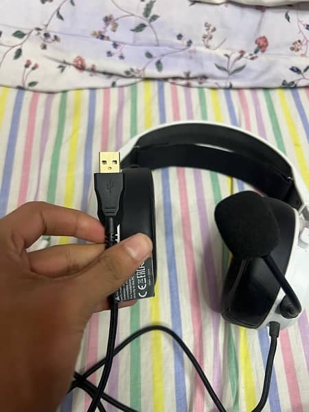 Bloody G535 Virtual 7.1 Surround Sound USB Gaming Headset White Black 6