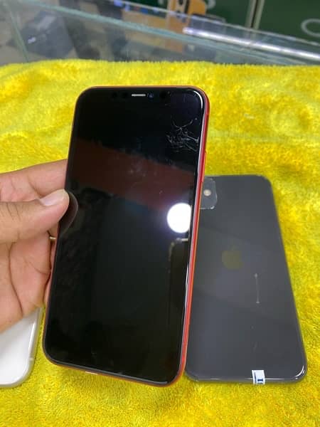 iphone 11 128gb pta-approved  80+ health 13
