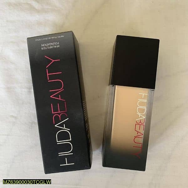Huda beauty foundation Cash on delivery available 0