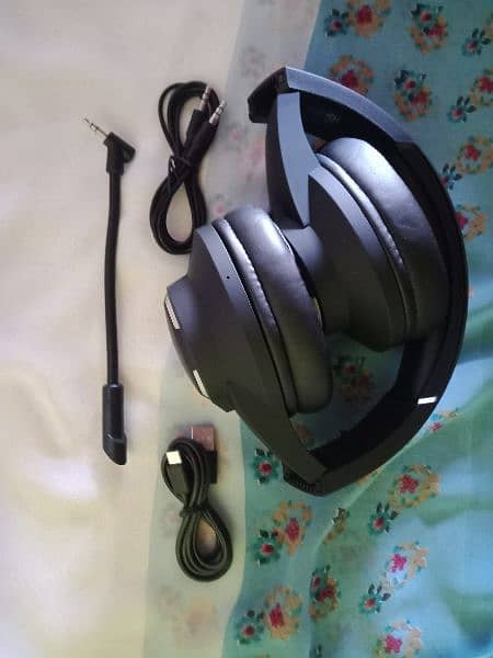Game Plus Music Headphone for Both Box
Pack he 2