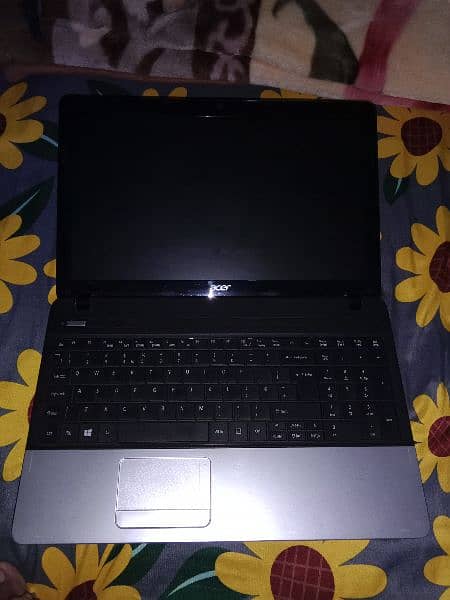 Acer Laptop i3 2nd gene 8GB Ram 320GB Hrd 5