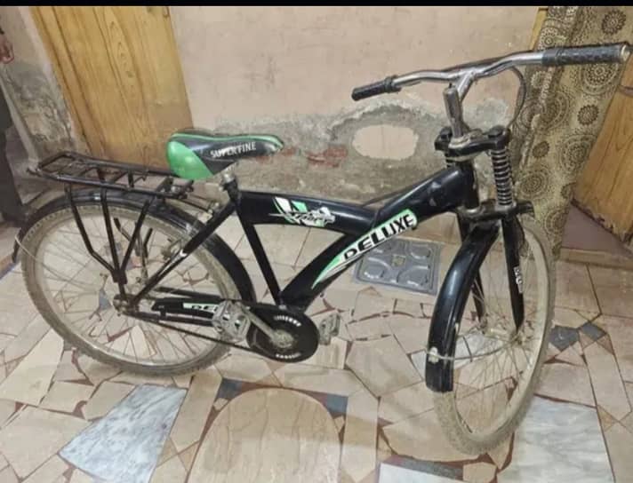 Deluxe Bicycle For Sale Like New Condition. . 0