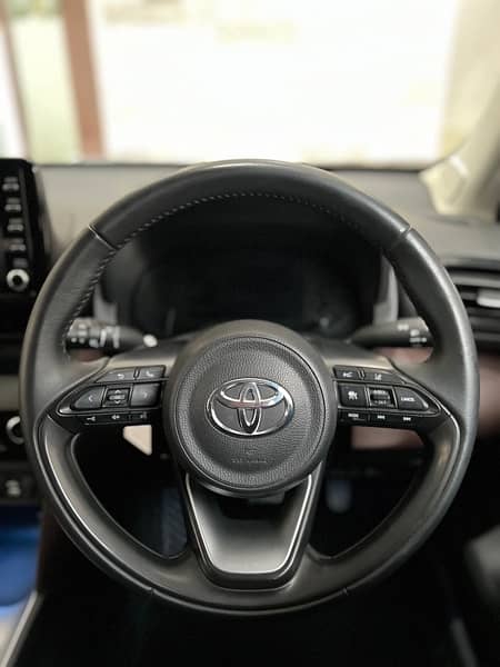 Toyota Yaris Cross Hybrid 16