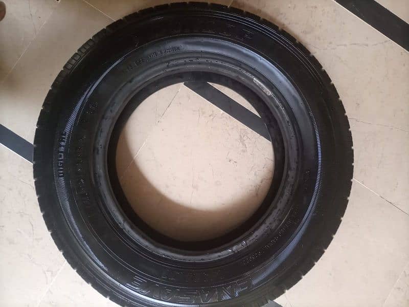DoNLUP 3 tyre 145R/12 2