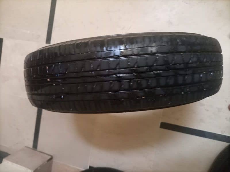 DoNLUP 3 tyre 145R/12 4
