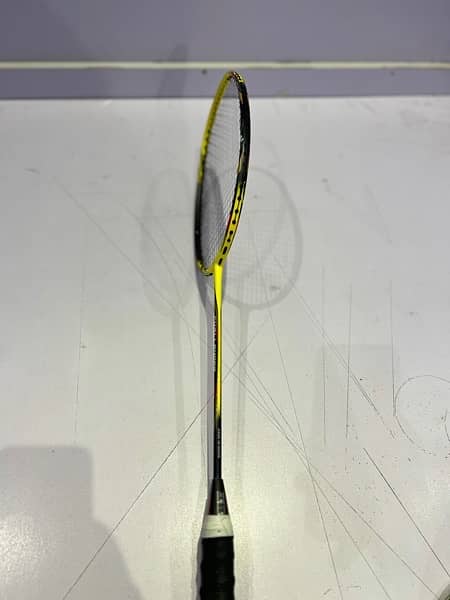 VS CHALLENGER-750 badminton racket 1