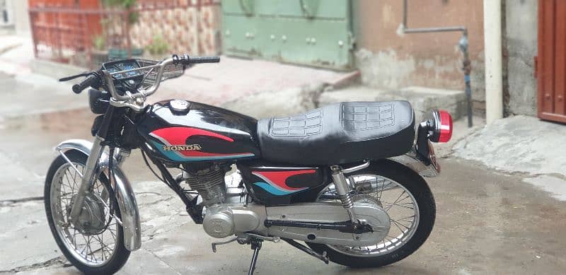 honda 125 ok condition 10by10 0