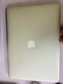 Apple Macbook Air 2015 0