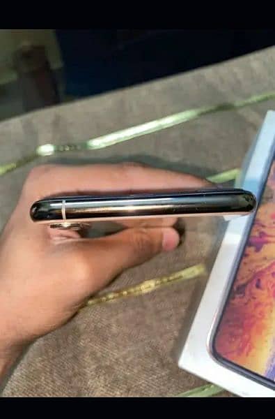 iPhone xs max PTA approved 3