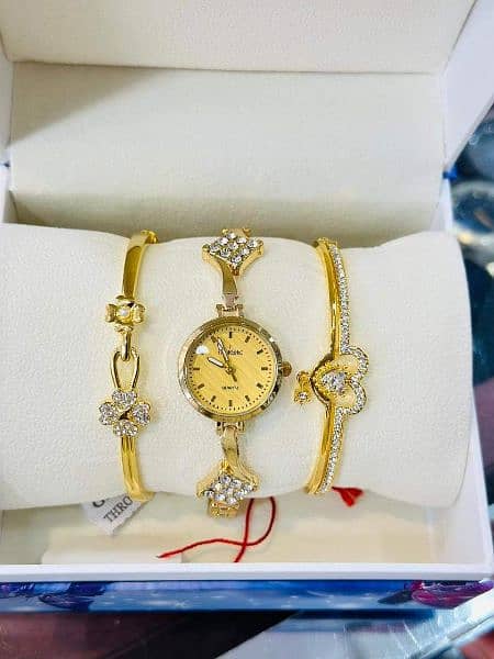 Women's watches for sale/ girls watch 18
