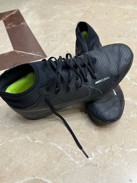 mercurial grippers football shoes 1