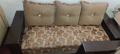 Solid wood sofas. / 6 Seater