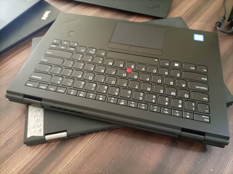 Lenovo ThinkPad X1 Yoga Core i7 8th Gen 16GB Ram 256GB SSD Non Touch 11