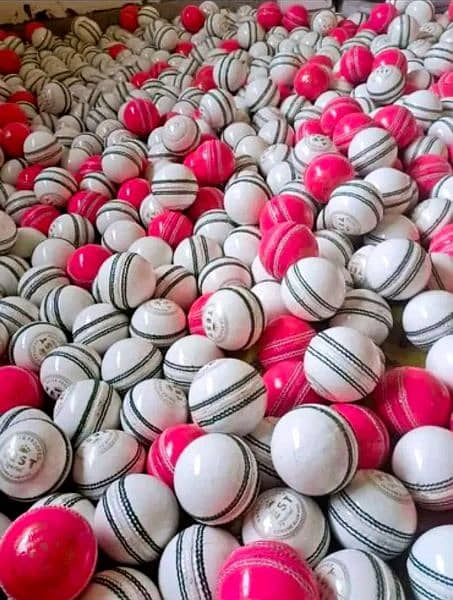 Pink cricket Ball available Top Quality 2