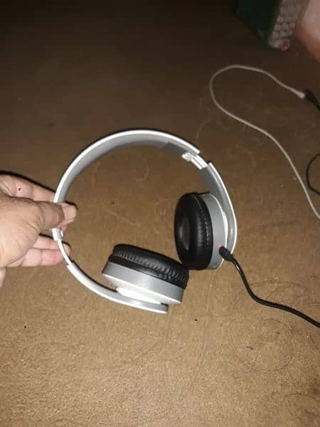 Bluetooth headset Speaker buy from Saudi arabia 2