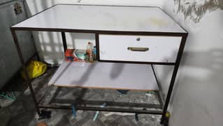 Table for sell/press table/cutting table