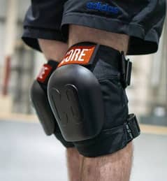 Elbow and knee safety pad set