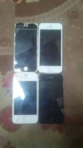 I'm selling my 2 i fhon 4s 2 ifhon 5s  64 gb 9