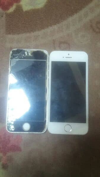 I'm selling my 2 i fhon 4s 2 ifhon 5s  64 gb 13