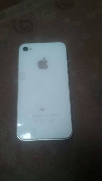 I'm selling my 2 i fhon 4s 2 ifhon 5s  64 gb 17