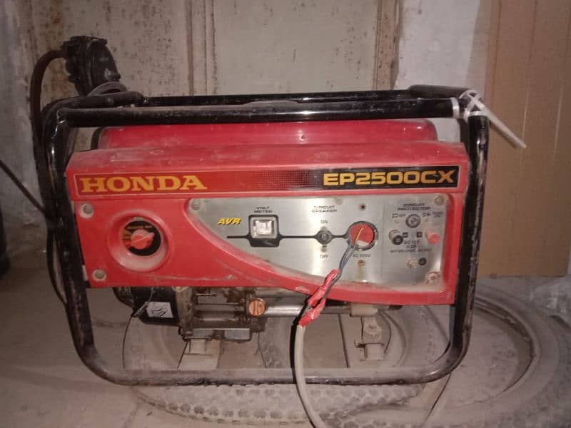 Honda 2500 w ganetor 10/10 condition with better selling rates 0