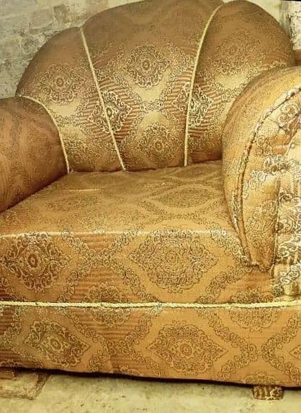 5 seater sofa set new urgent sale 1