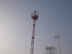 52Foot Wifi Internet Tower for sale with Platform