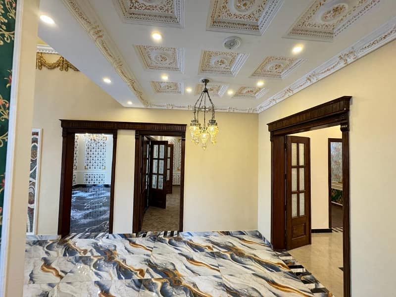 1 Kanal Spacious House Available In Marghzar Officers Colony For sale 14