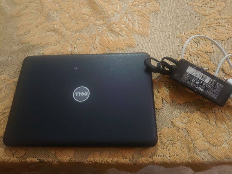 Dell latitude 3380 model only few months used. ( laptop) 2