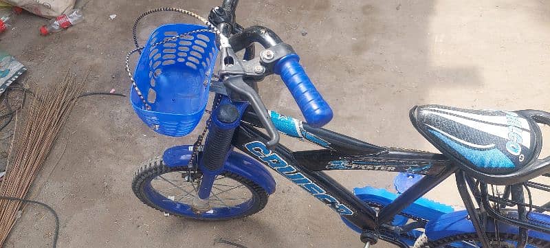 Children bicycle cycle 16 size blue like new 5